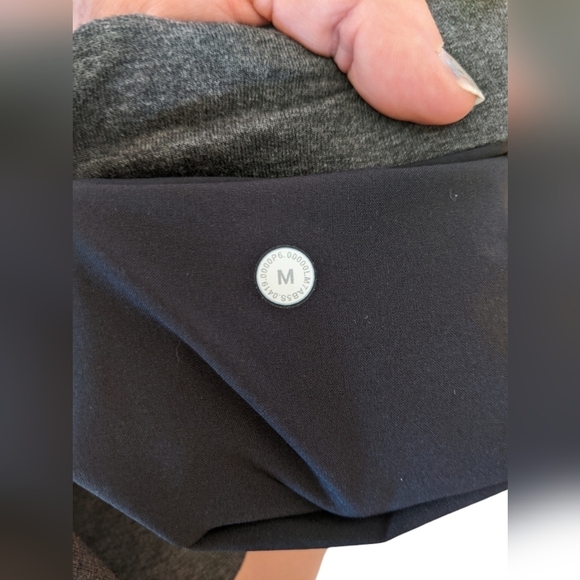 Lululemon Men’s City Sweat Short 9” Size Medium - Picture 6 of 6